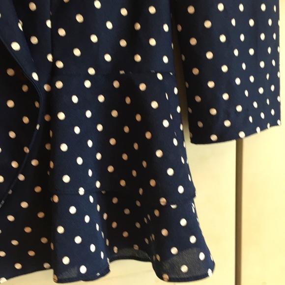 VintageWoman’s S Navy Polkadot Polyester Skirt Set - Picture 8 of 10